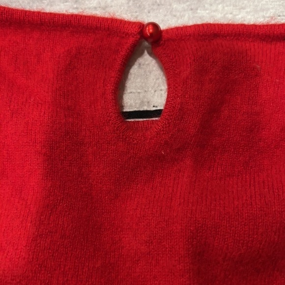 Talbots Pure Cashmere Red Holiday Sweater with Keyhole Button Back Sz Lp - Picture 2 of 5